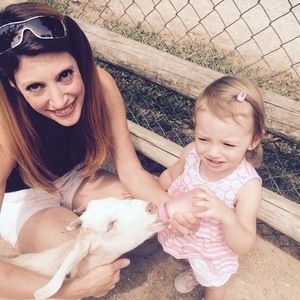 Meet your Posher, Gloria